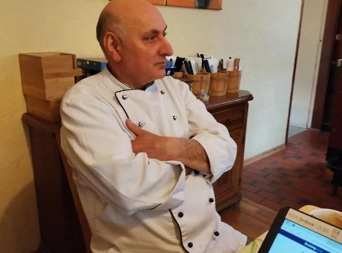 Pizzeria Brar 招待所 *